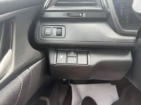 Used 2019 Honda Insight LX image 23