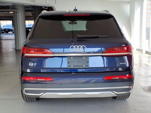 Certified 2023 Audi Q7 2.0T Premium w/ Convenience Package AWD/4WD image 5