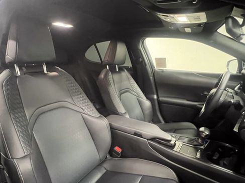 Used 2019 Lexus UX 200 w/ Accessory Package 2 FWD image 11