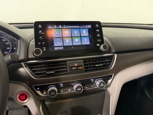 Used 2020 Honda Accord EX image 16