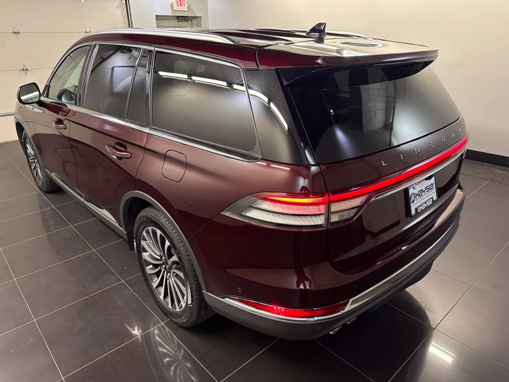Used 2022 Lincoln Aviator Reserve w/ Equipment Group 201A AWD/4WD image 4