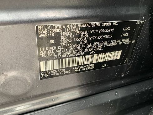 Used 2019 Toyota RAV4 XLE Premium w/ Cold Weather Package AWD/4WD image 35