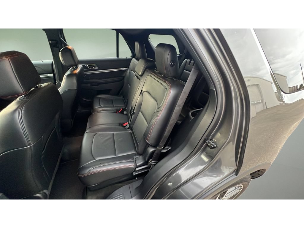 Used 2017 Ford Explorer Sport AWD/4WD image 28