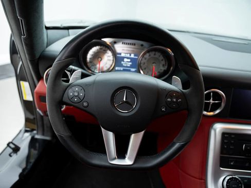 Used 2012 Mercedes-Benz SLS AMG Coupe image 23
