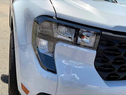 New 2025 Ford Maverick XL image 13