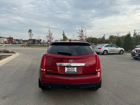 Used 2011 Cadillac SRX Luxury image 4