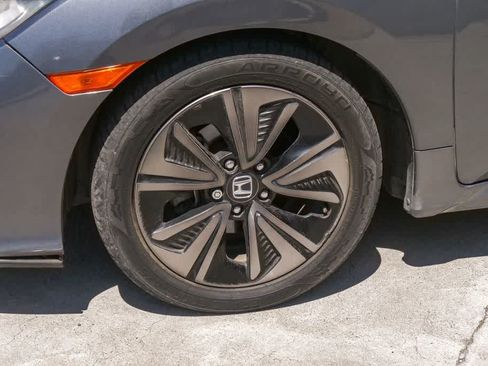 Used 2017 Honda Civic EX image 5
