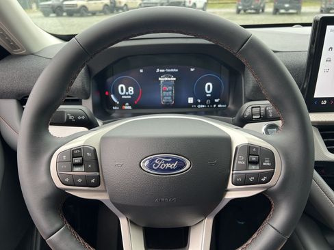 New 2026 Ford Explorer Active AWD/4WD image 16