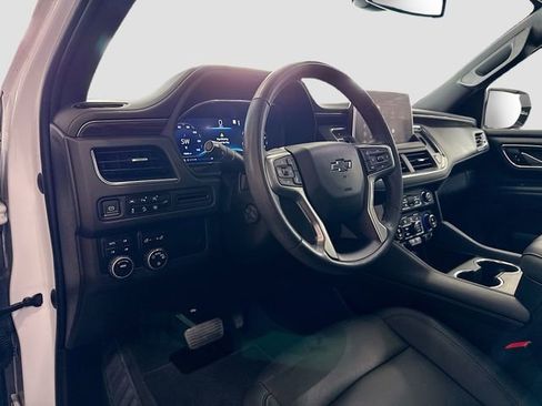 Used 2022 Chevrolet Tahoe Z71 w/ Luxury Package image 10