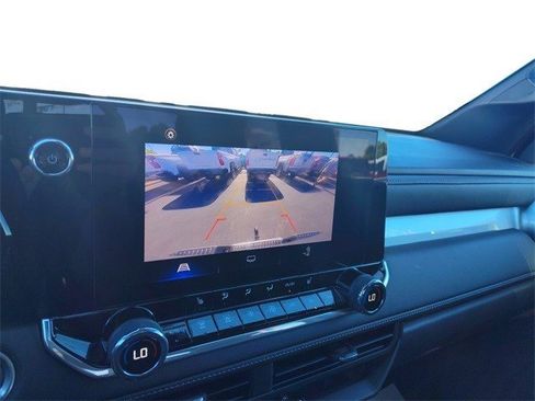 Used 2024 Chevrolet Colorado LT w/ LT Convenience Package II image 12