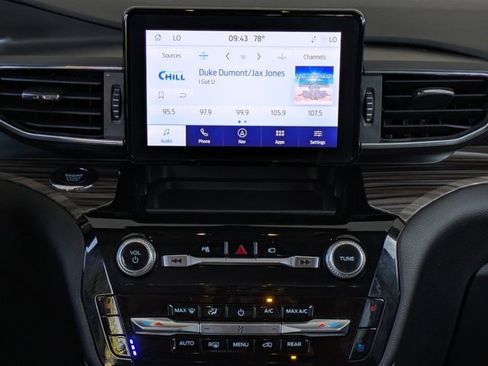 Certified 2023 Ford Explorer Limited w/ Equipment Group 301A image 16