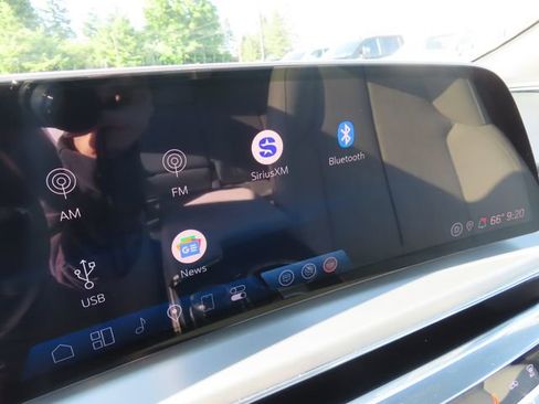 Used 2024 Cadillac Lyriq Luxury RWD image 26