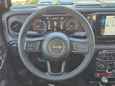 New 2026 Jeep Gladiator Rubicon AWD/4WD image 6