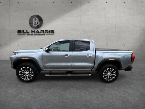 Used 2024 GMC Canyon Denali AWD/4WD image 10