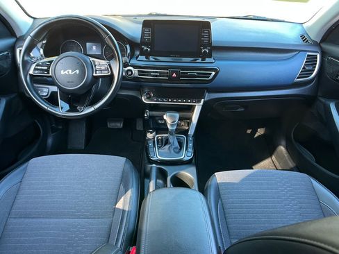 Used 2023 Kia Seltos S image 13