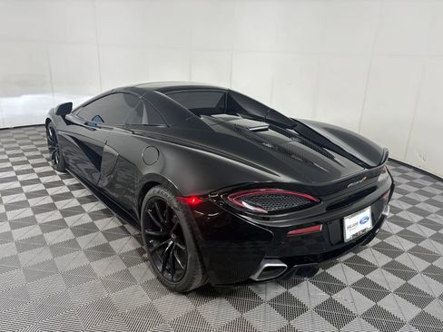 Used 2018 McLaren 570S Spider image 5