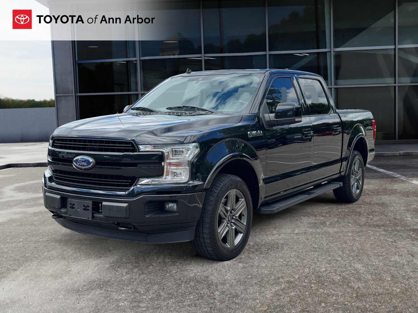 Used 2020 Ford F150 Lariat w/ Equipment Group 502A Luxury AWD/4WD image 9