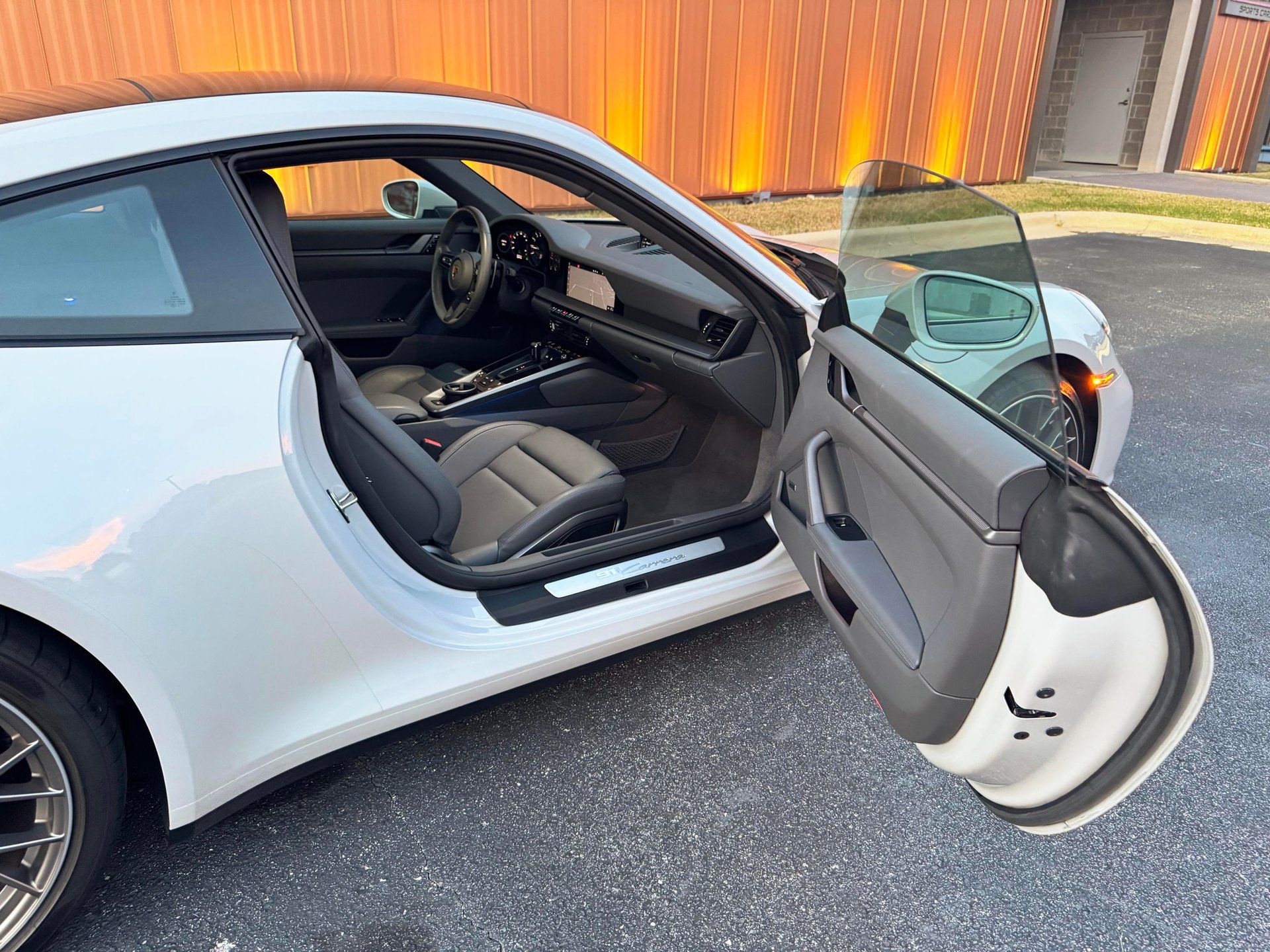 Used 2021 Porsche 911 Carrera image 38