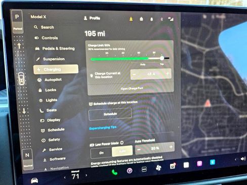 Used 2023 Tesla Model X Plaid image 39