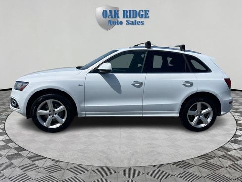 Used 2017 Audi Q5 2.0T Premium Plus w/ Technology Package image 8