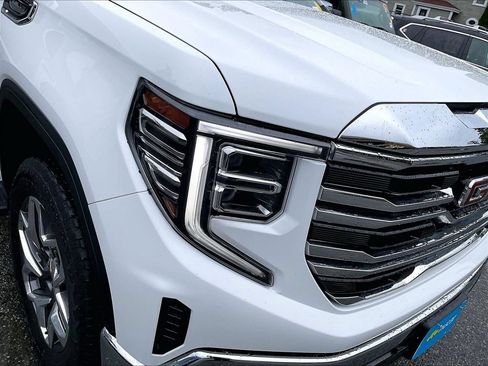 Used 2023 GMC Sierra 1500 SLT w/ SLT Premium Package AWD/4WD image 34