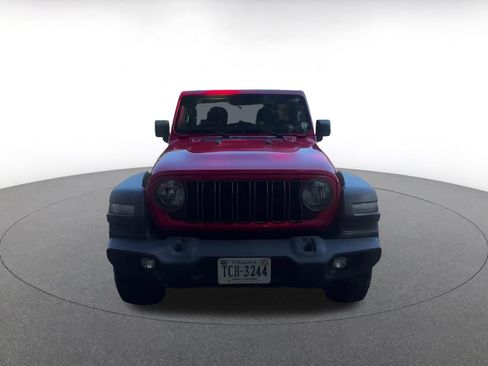 Used 2025 Jeep Wrangler Unlimited Sport AWD/4WD image 2