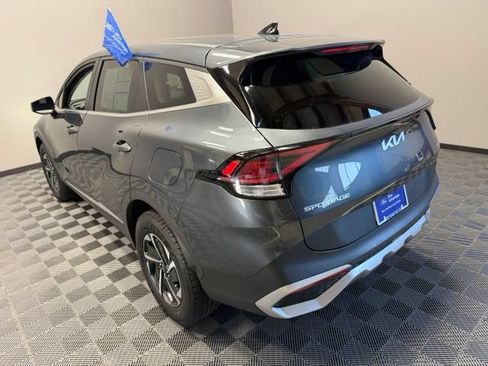 Used 2023 Kia Sportage LX AWD/4WD image 9