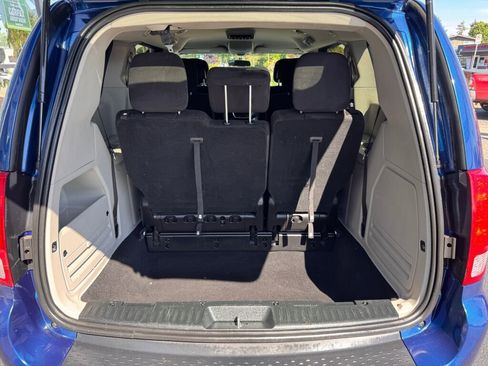 Used 2011 Dodge Grand Caravan Express w/ PWR Window Group FWD image 10