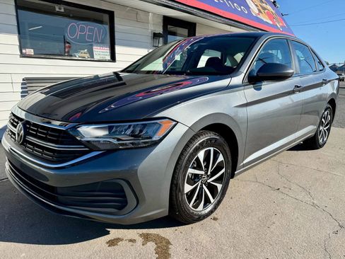 Used 2024 Volkswagen Jetta S image 2