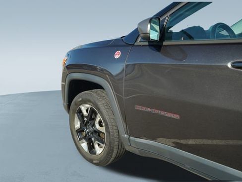 Used 2018 Jeep Compass Trailhawk w/ Leather Interior Group image 38