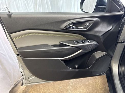 Certified 2025 Chevrolet Trax ACTIV image 21