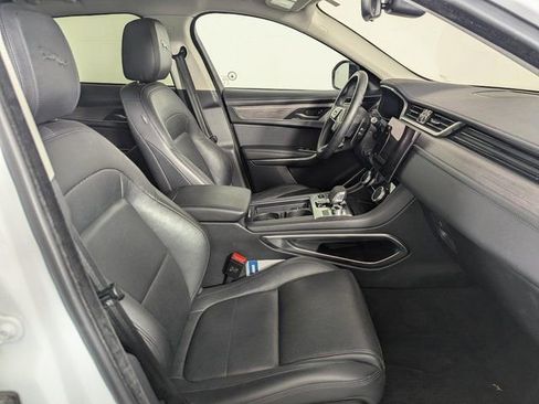 Used 2021 Jaguar F-PACE S image 29