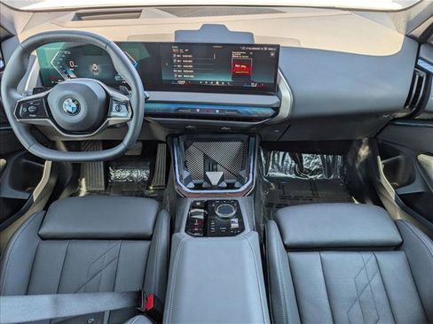 Certified 2025 BMW X3 xDrive30 w/ Premium Package AWD/4WD image 18