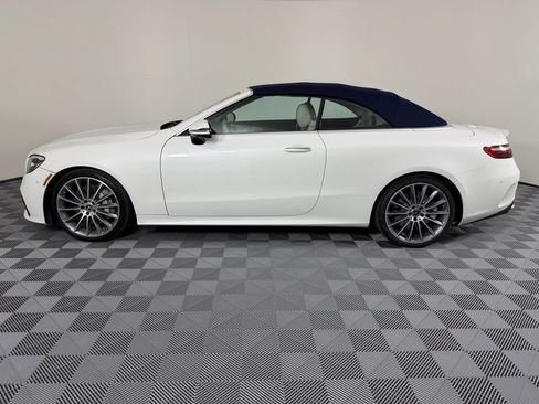 Used 2023 Mercedes-Benz E 450 Cabriolet image 2