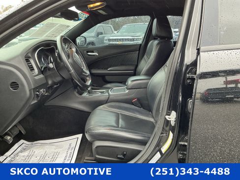 Used 2015 Dodge Charger SXT w/ Plus Group image 11