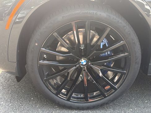 New 2027 BMW X6 xDrive40i w/ Climate Comfort Package AWD/4WD image 13