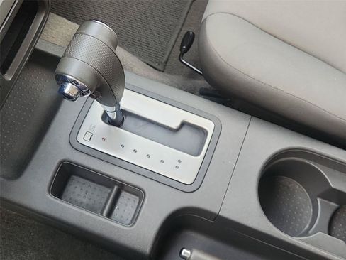 Used 2010 Nissan Xterra S AWD/4WD image 14