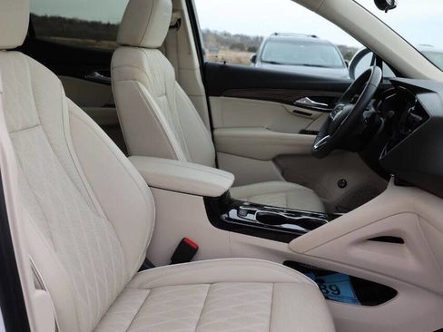 Used 2023 Buick Envision Avenir image 15