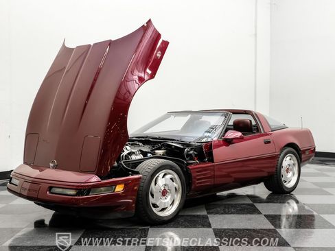 Used 1993 Chevrolet Corvette Coupe image 33