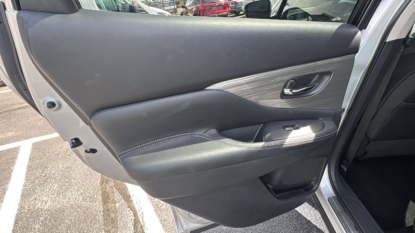 Used 2018 Nissan Murano Platinum AWD/4WD image 14