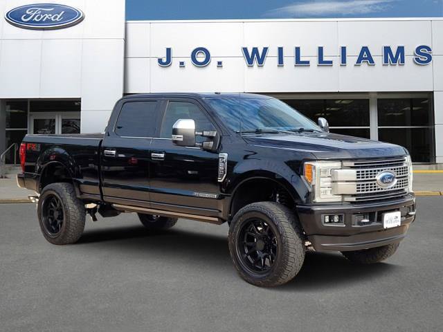 Used 2018 Ford F250 Platinum w/ Platinum Ultimate Package AWD/4WD image 1