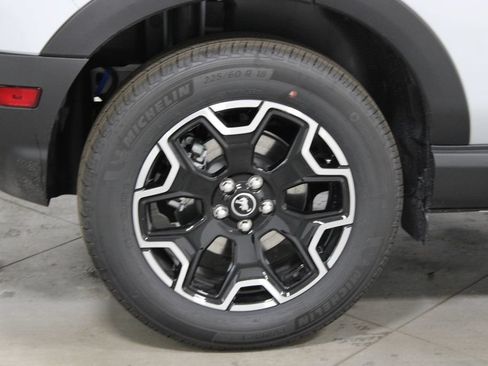 New 2026 Ford Bronco Sport Outer Banks AWD/4WD image 12