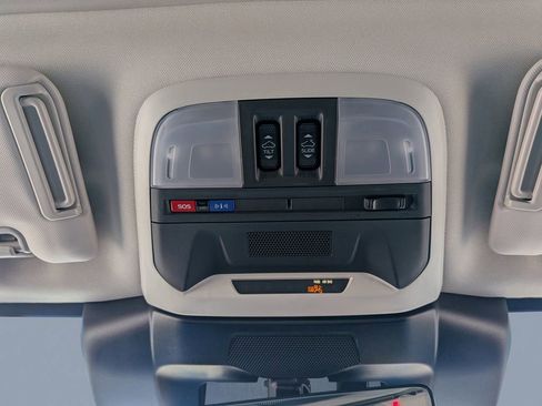 Certified 2026 Subaru Crosstrek 2.0i Premium image 27