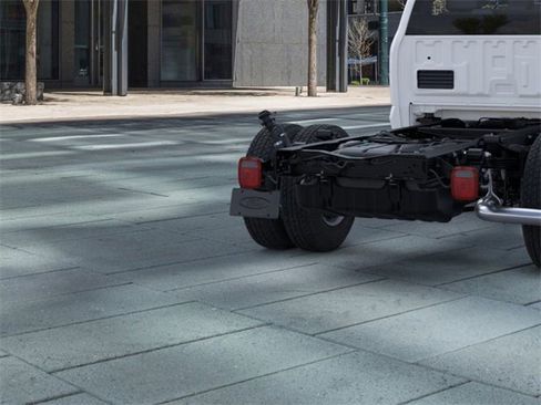 New 2025 Ford F350 XL w/ Snow Plow Prep Package image 21