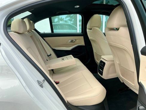 Used 2020 BMW 330i xDrive Sedan w/ Driving Assistance Package image 15