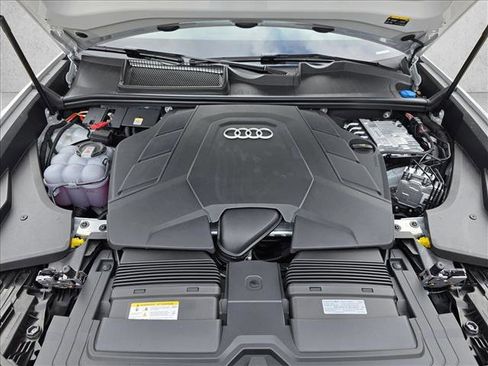 New 2026 Audi Q8 Premium Plus image 28