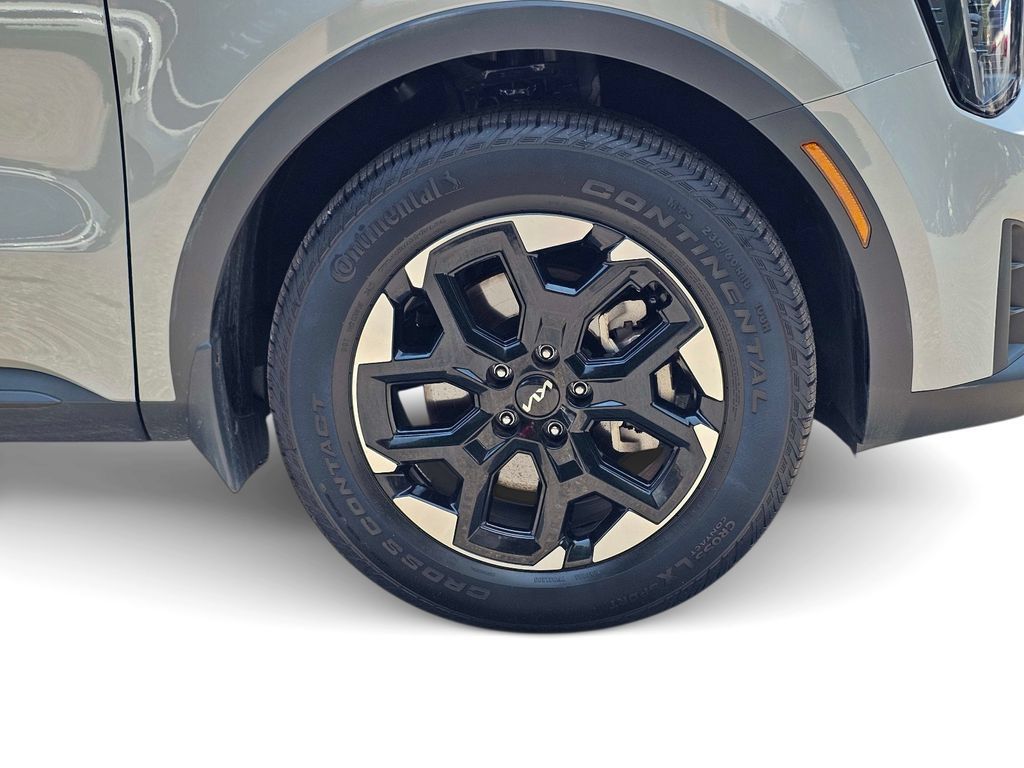 Certified 2026 Kia Sorento S w/ S Panoramic Sunroof Package FWD image 6