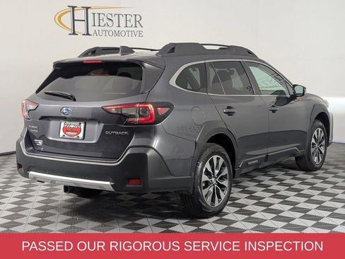 Used 2025 Subaru Outback Limited AWD/4WD image 7