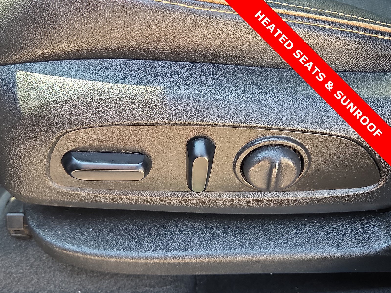 Used 2024 GMC Terrain AT4 w/ Infotainment Package II AWD/4WD image 14