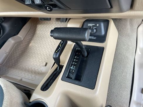 Used 2002 Jeep Wrangler Sahara AWD/4WD image 20